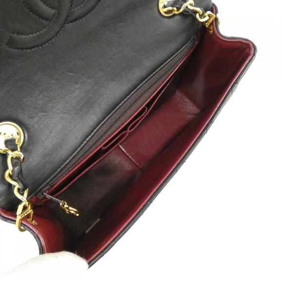 Chanel 01163 Shoulder Bag - Picture 6 of 7